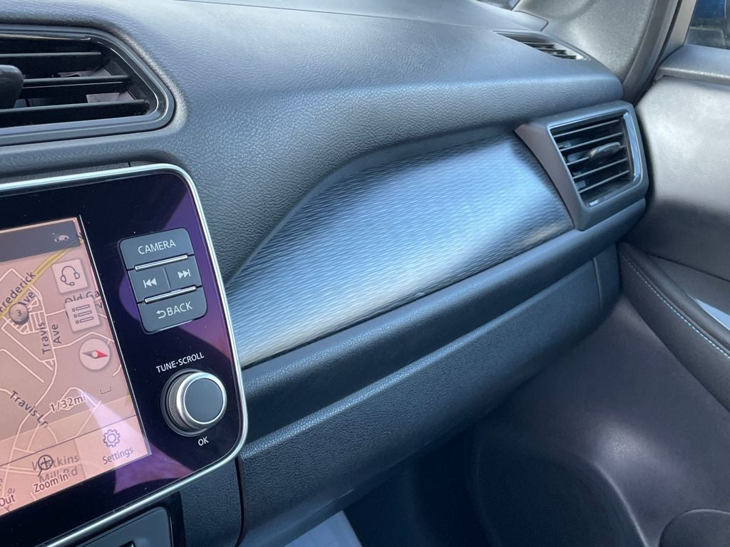 2022 Nissan Leaf SV Plus