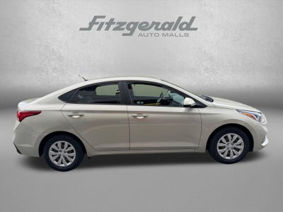 2020 Hyundai Accent SE