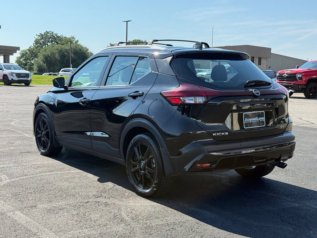 2023 Nissan Kicks SV