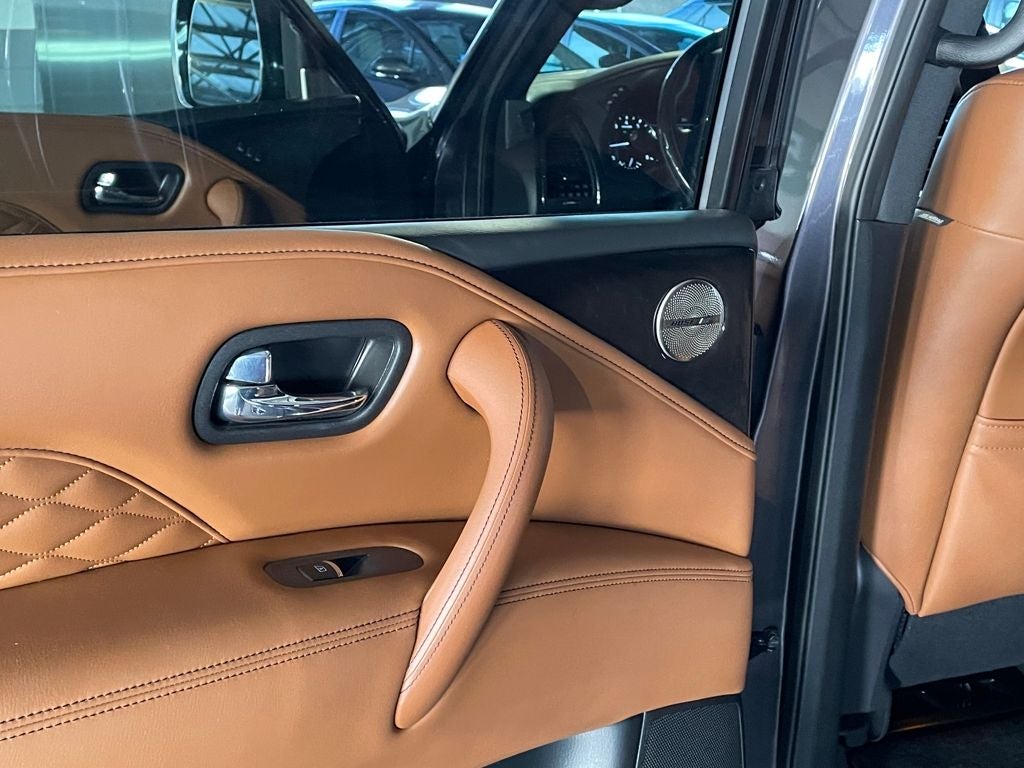 2023 INFINITI QX80 Sensory