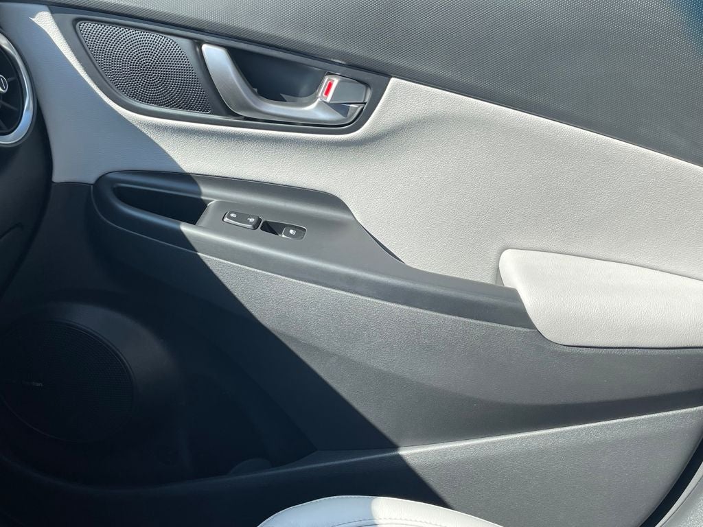 2022 Hyundai Kona Limited