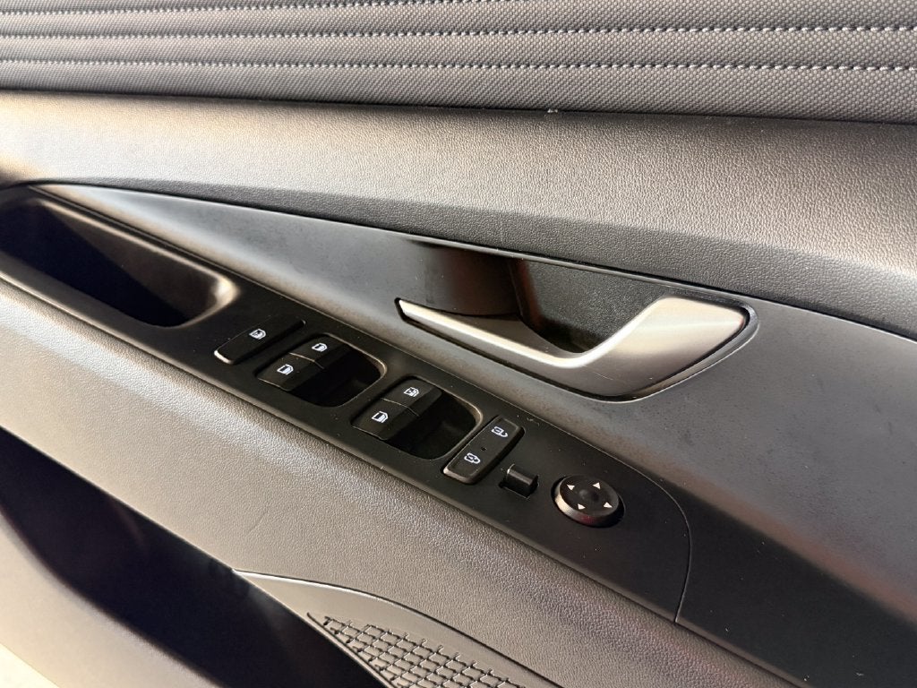 2021 Hyundai Elantra Limited