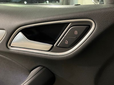 2018 Audi Q3 2.0T Premium quattro