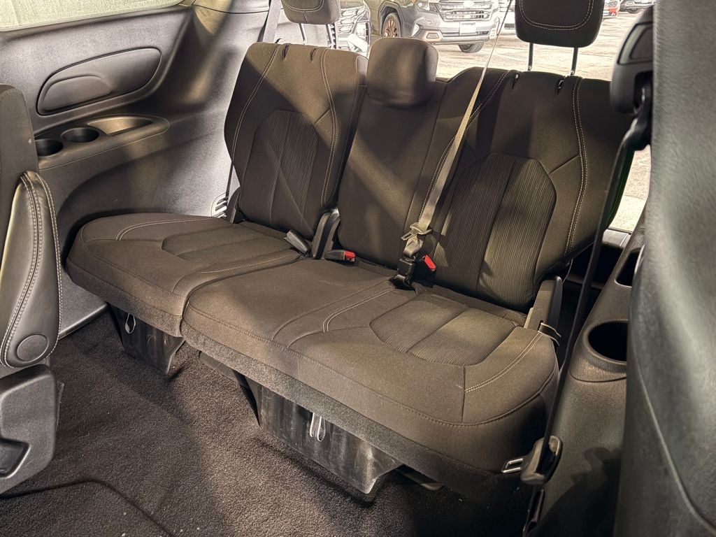 2024 Chrysler Pacifica Touring