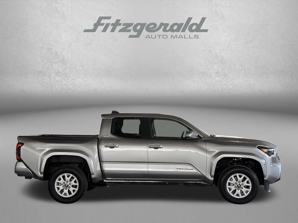 2025 Toyota TACOMA SR5 SR5