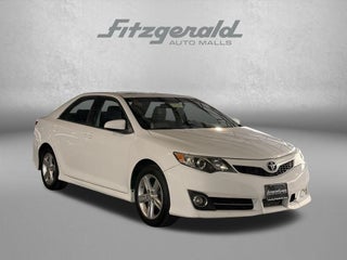 2014 Toyota CAMRY SE