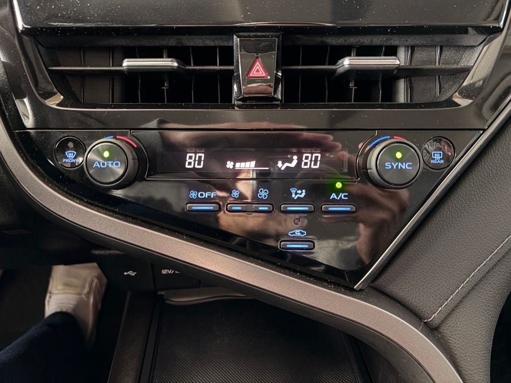 2022 Toyota CAMRY LE