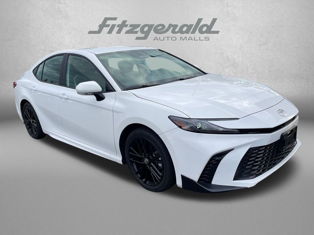 2025 Toyota CAMRY SE