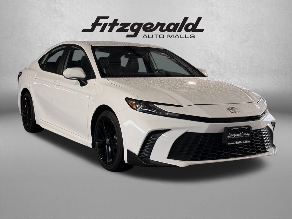 2025 Toyota CAMRY SE