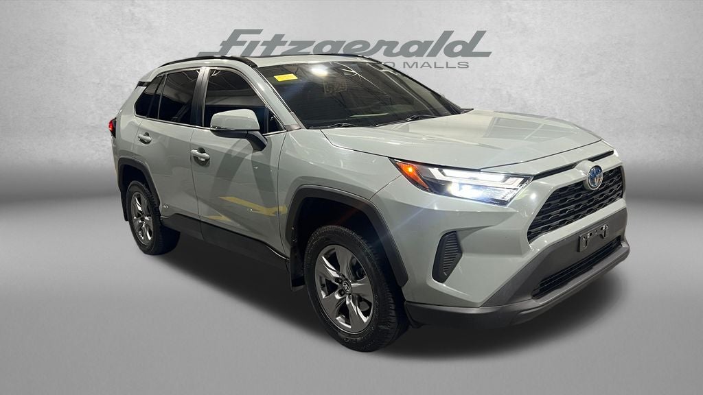 2022 Toyota RAV4 Hybrid XLE