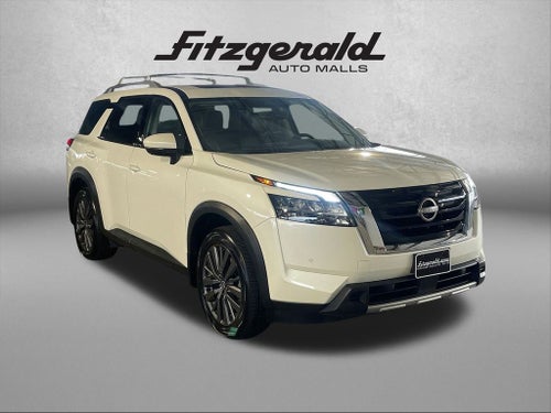 2024 Nissan Pathfinder SL