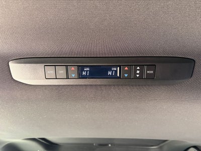 2025 Toyota SIENNA XSE AWD XSE 7 Passenger