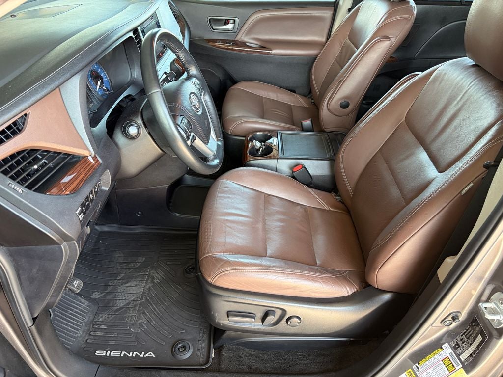 2017 Toyota SIENNA LTD PREM Limited Premium 7 Passenger