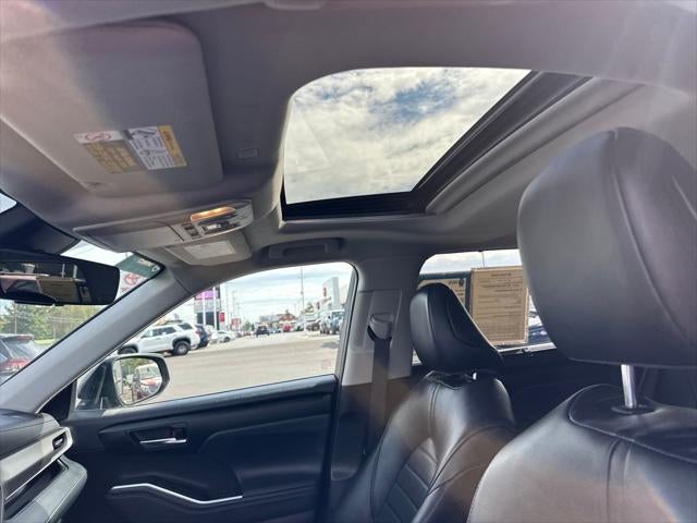 2022 Toyota HIGHLANDER HYBRD XLE