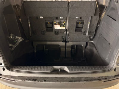 2025 Toyota SIENNA XLE XLE