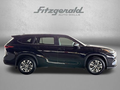 2026 Toyota Highlander XLE