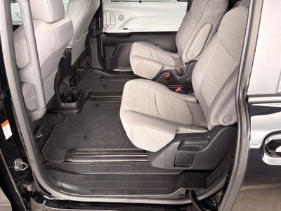 2026 Toyota Sienna LE 7 Passenger