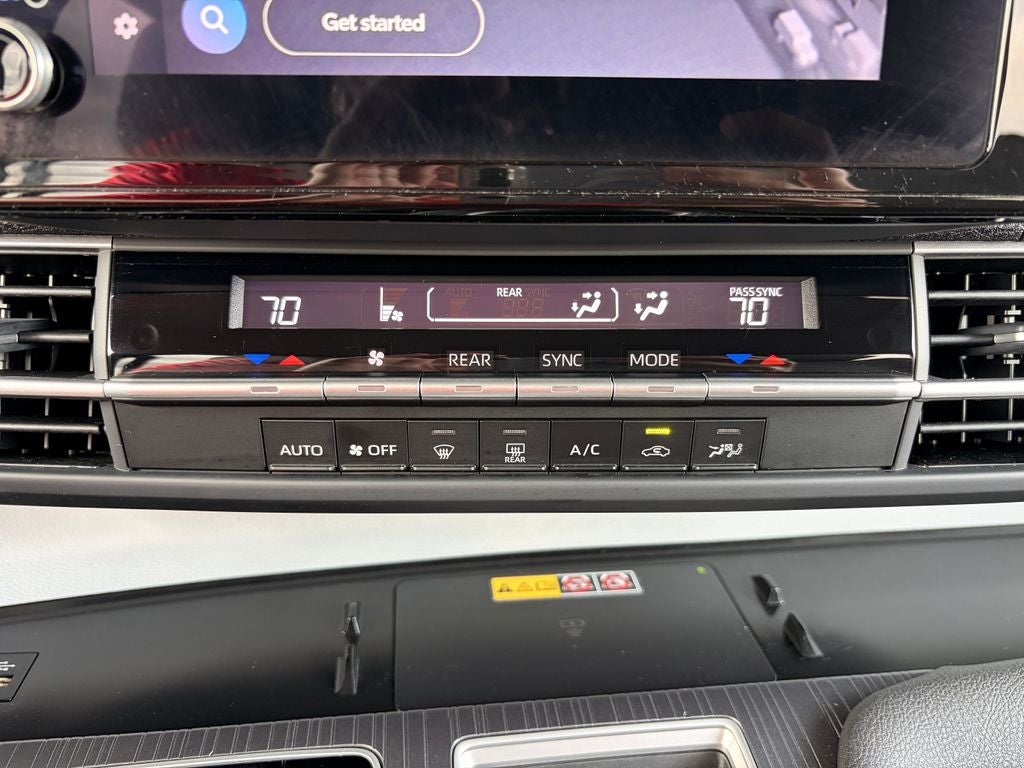 2026 Toyota Sienna LE 8 Passenger