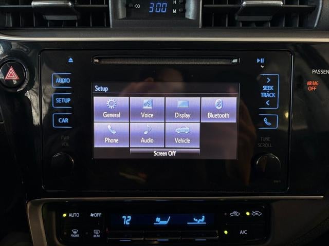 2017 Toyota COROLLA LE