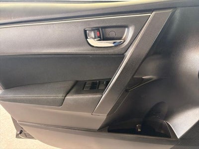 2017 Toyota COROLLA LE