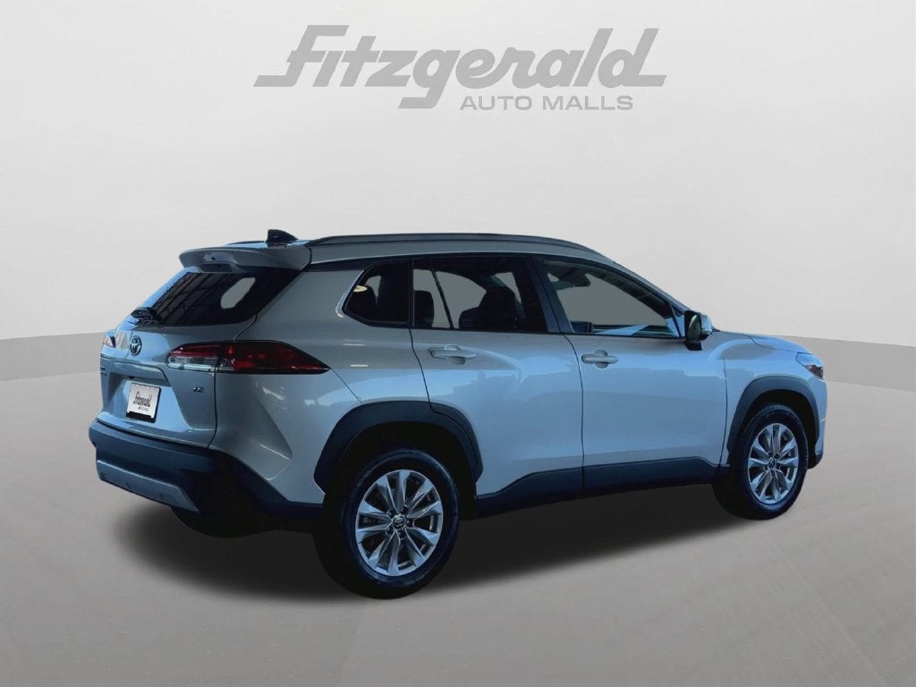 2024 Toyota Corolla Cross LE
