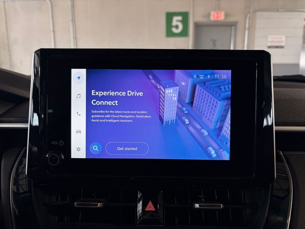 2025 Toyota Corolla Cross XLE