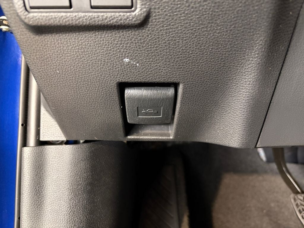 2023 Toyota Corolla Cross Hybrid XSE