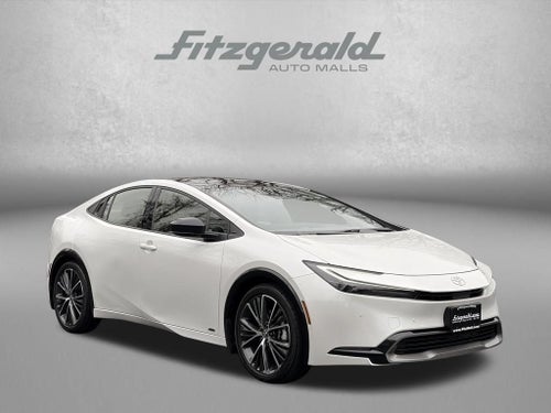 2024 Toyota PRIUS XLE