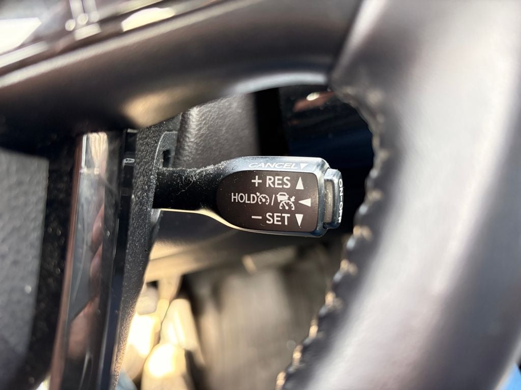 2020 Toyota PRIUS PRIME XLE