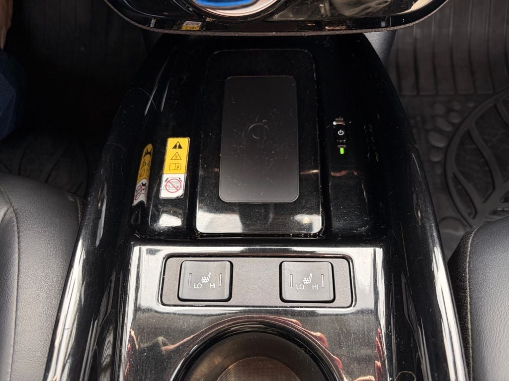 2020 Toyota PRIUS PRIME XLE