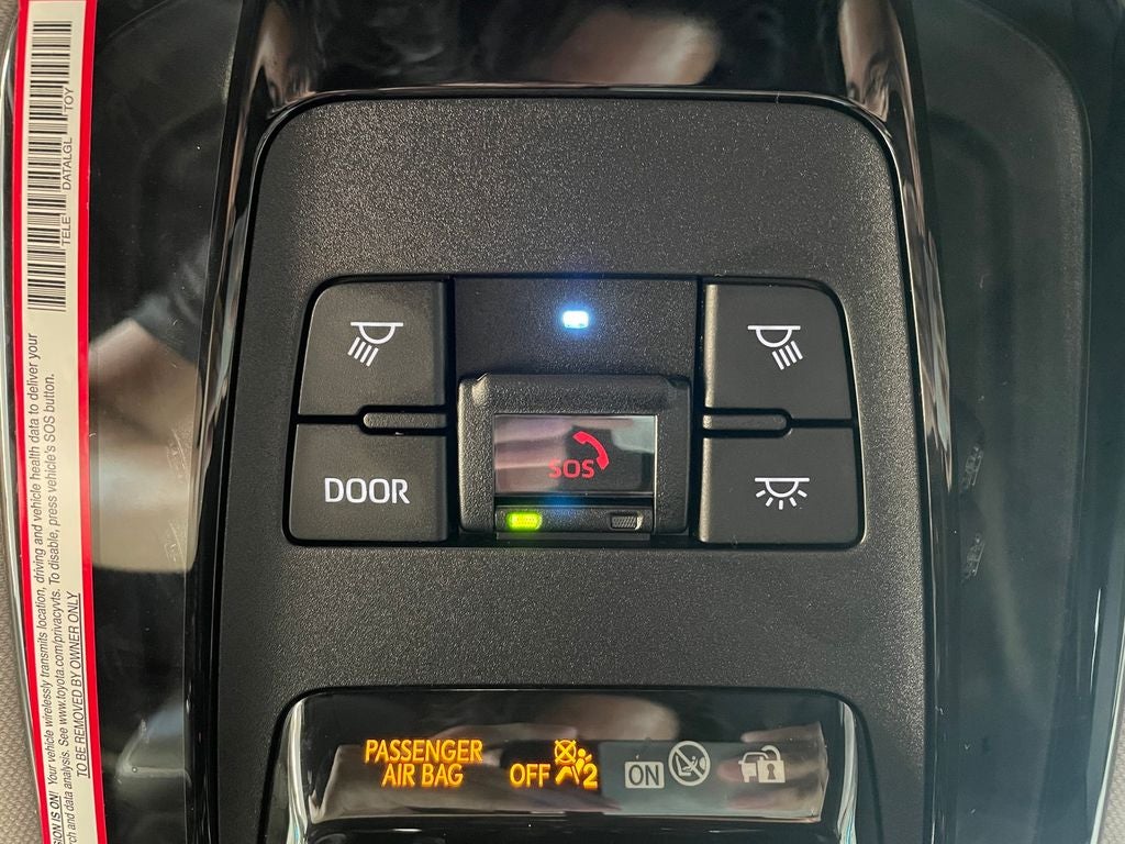 2024 Toyota VENZA LE