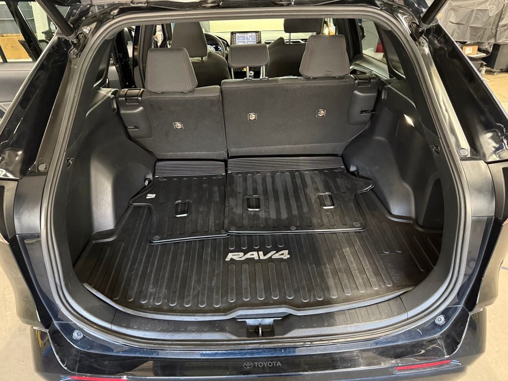 2022 Toyota RAV4 PRIME SE