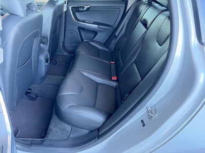 2015 Volvo XC60 T5 Premier Plus