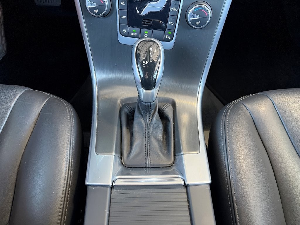 2015 Volvo XC60 T5 Premier Plus