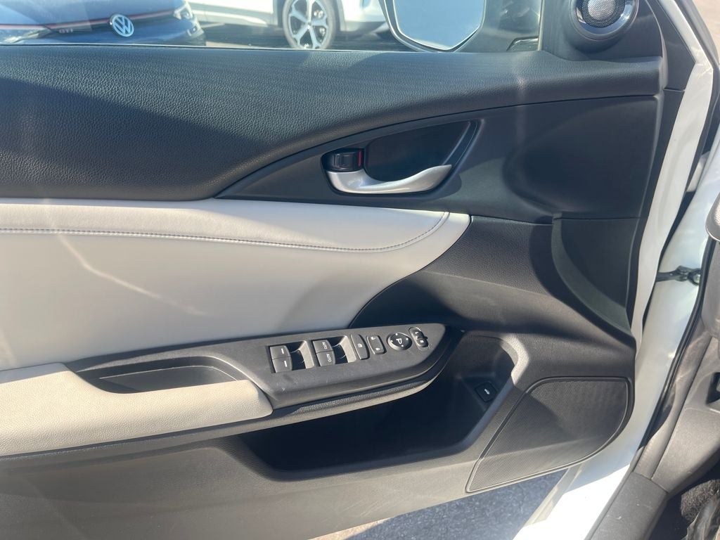 2019 Honda Insight Touring