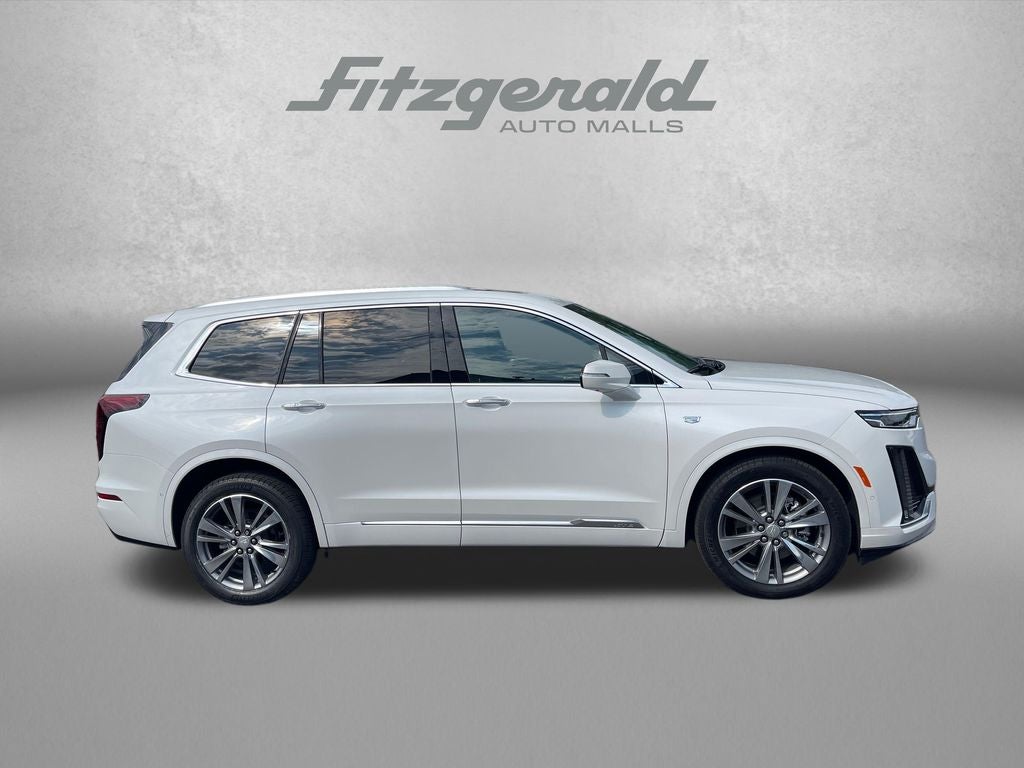 2025 Cadillac XT6 Premium Luxury