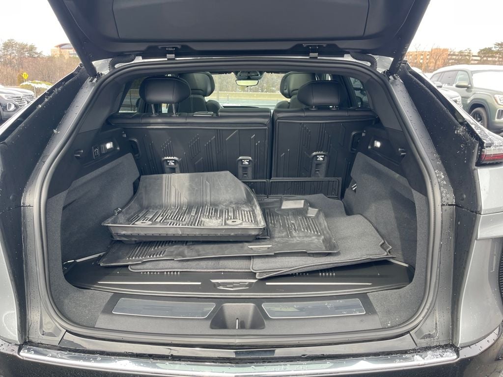 2024 Cadillac LYRIQ Luxury