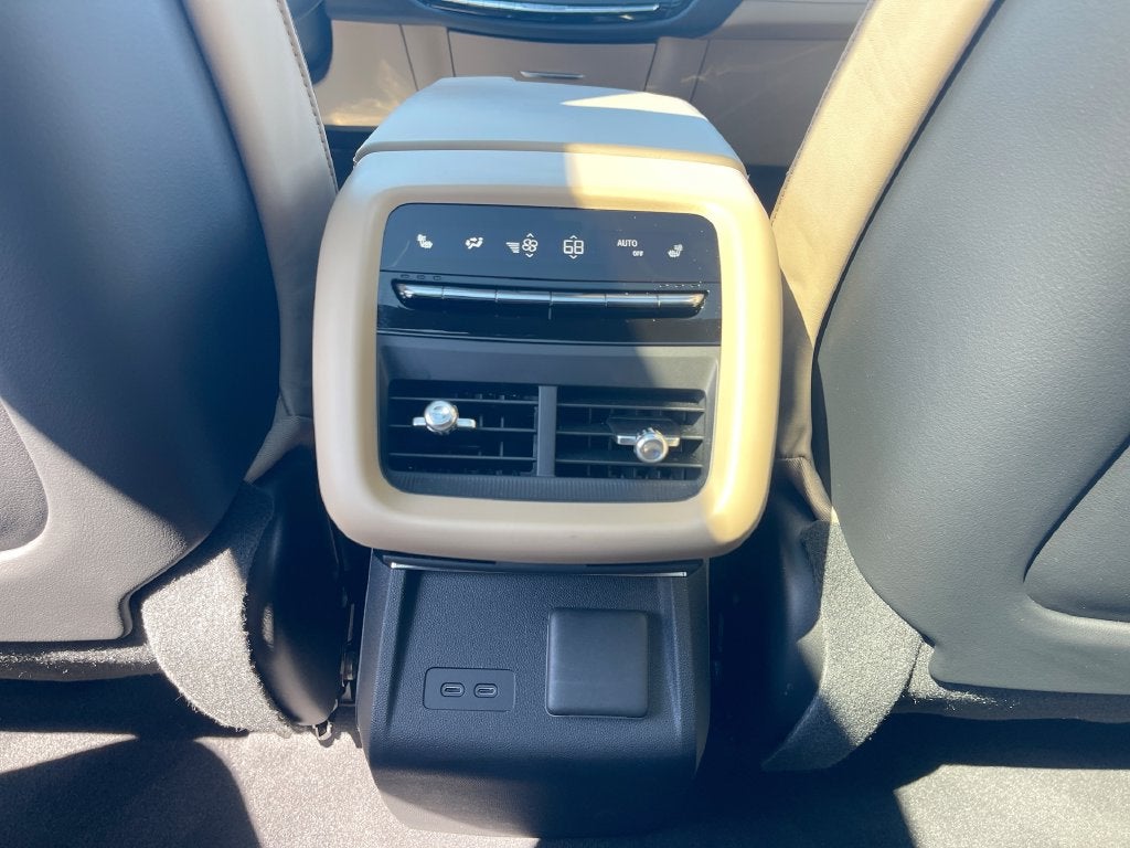 2026 Cadillac LYRIQ Signature Luxury