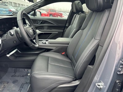 2025 Cadillac LYRIQ Luxury