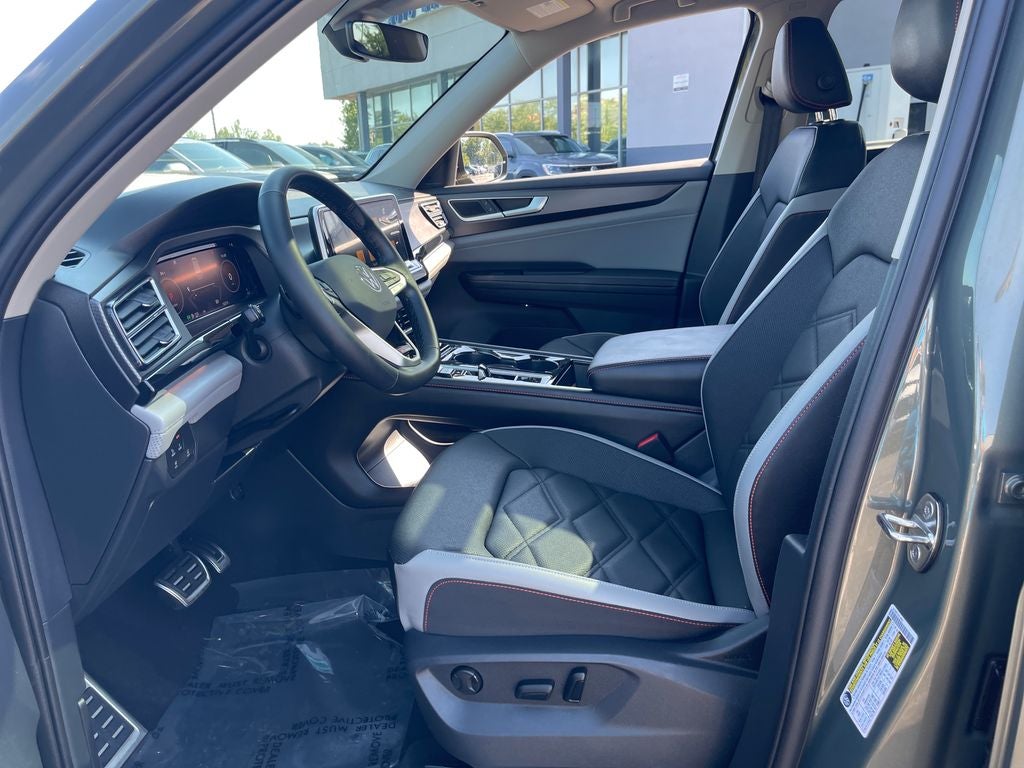 2025 Volkswagen Atlas 2.0T Peak Edition