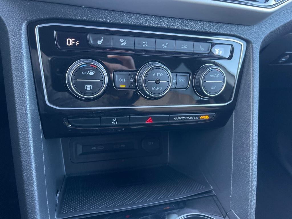 2022 Volkswagen Atlas Cross Sport 3.6L V6 SE w/Technology