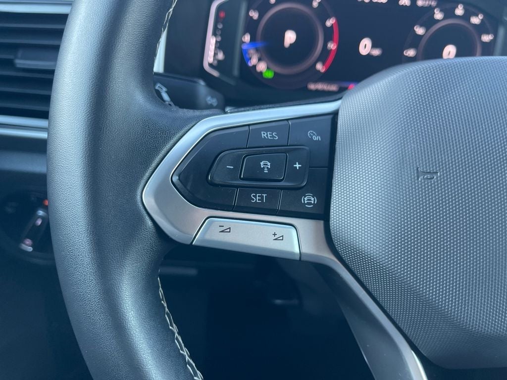 2022 Volkswagen Atlas Cross Sport 3.6L V6 SE w/Technology