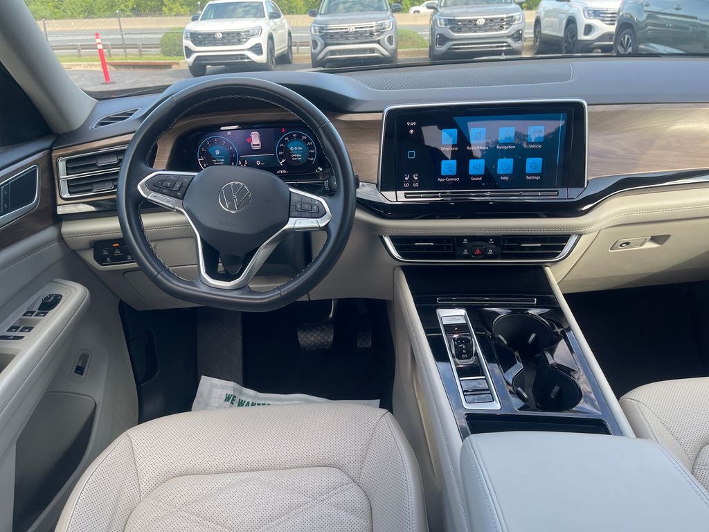 2024 Volkswagen Atlas 2.0T SE w/Technology