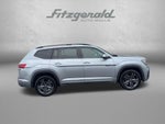 2021 Volkswagen Atlas 3.6L V6 SE w/Technology R-Line