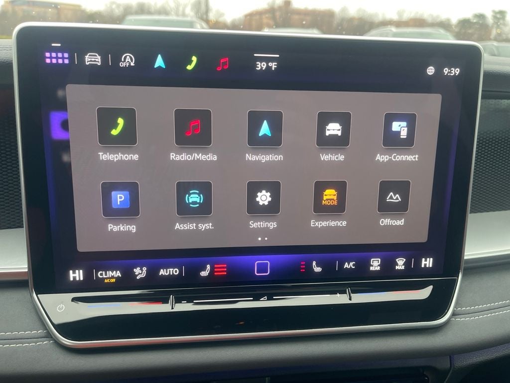 2025 Volkswagen Tiguan 2.0T SE R-Line Black