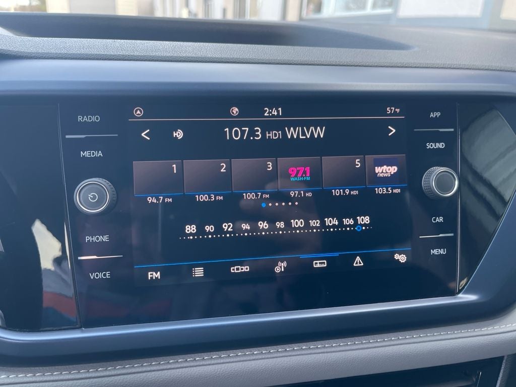 2024 Volkswagen Taos 1.5T SE