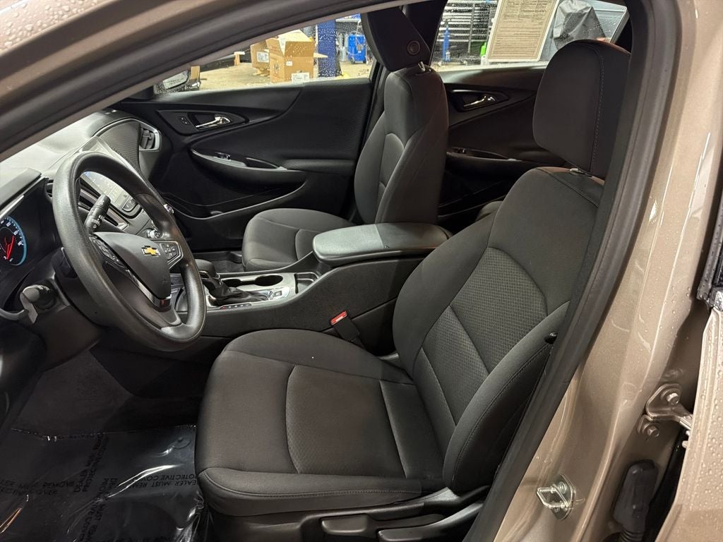 2023 Chevrolet Malibu LS 1LS