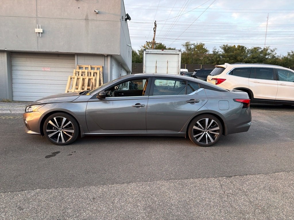 2022 Nissan Altima 2.5 SR