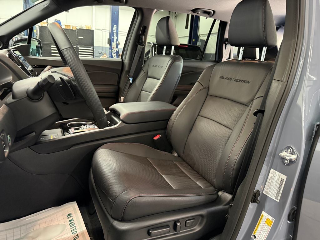 2025 Honda Passport Black Edition