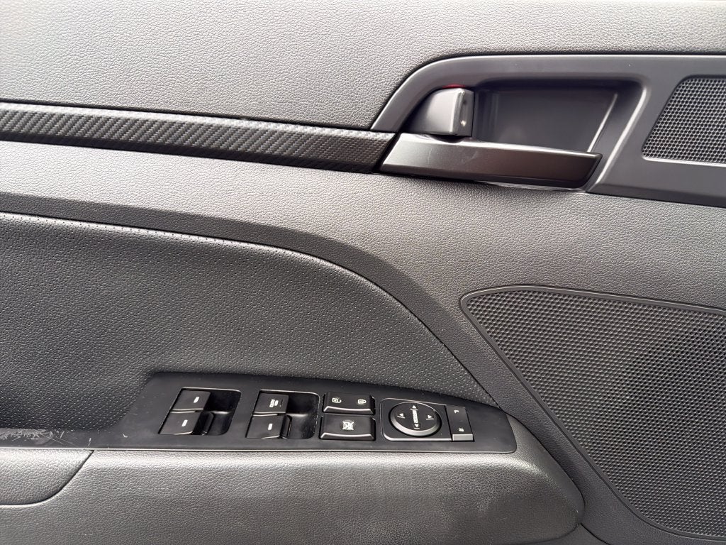 2020 Hyundai Elantra Sport